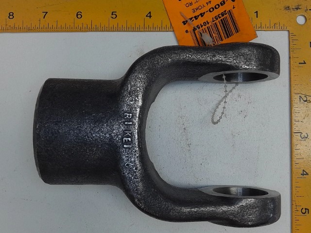 A-800-4424 Yoke for JOHN DEERE