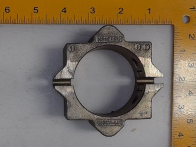 H219250 Coupler for JOHN DEERE