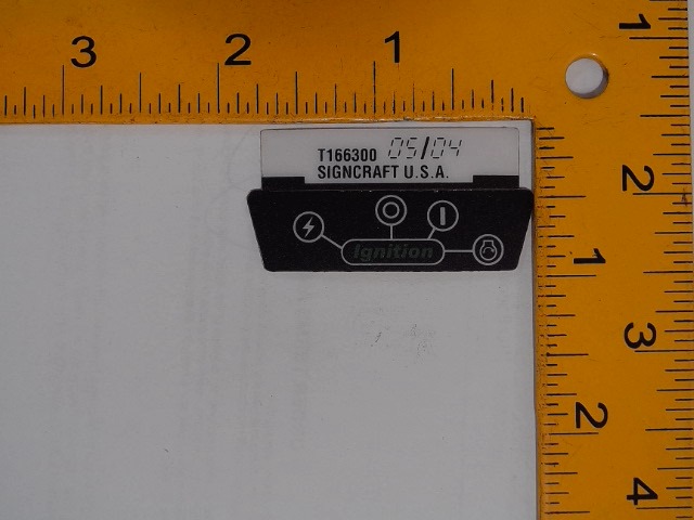 T166300 JOHN DEERE Decal