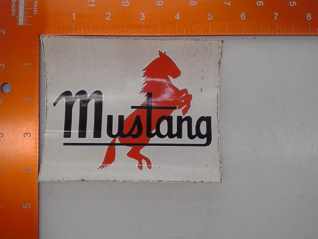 420-33016 Decal for GEHL MANITOU