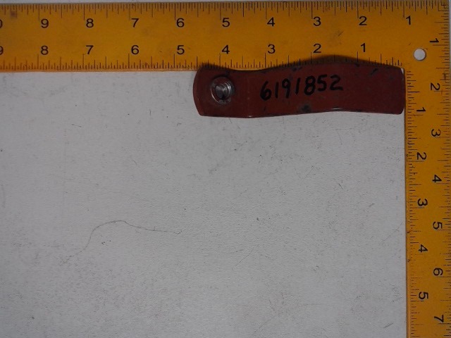 6191852 Handle