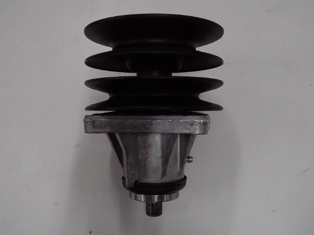 918-0431 Spindle Assy for CUB CADET