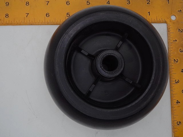 09253700 3 X 5 Wheel for WOODS