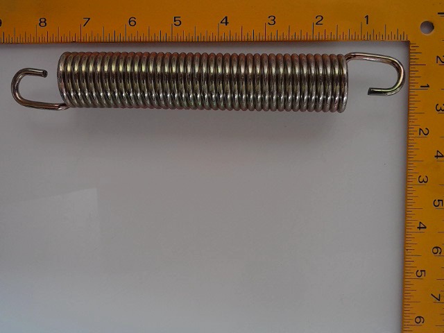 732-04076A Spring for CUB CADET
