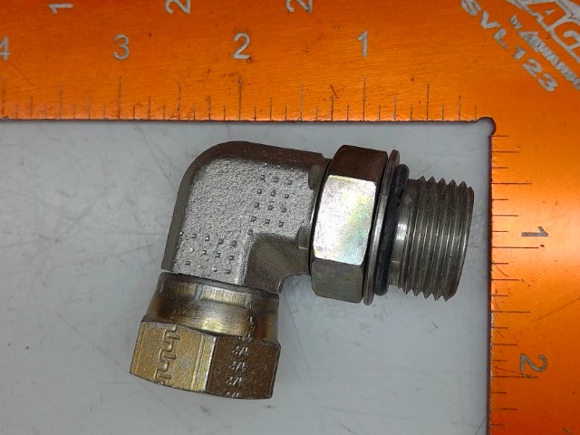 X62CA-4 Fitting for JOHN DEERE