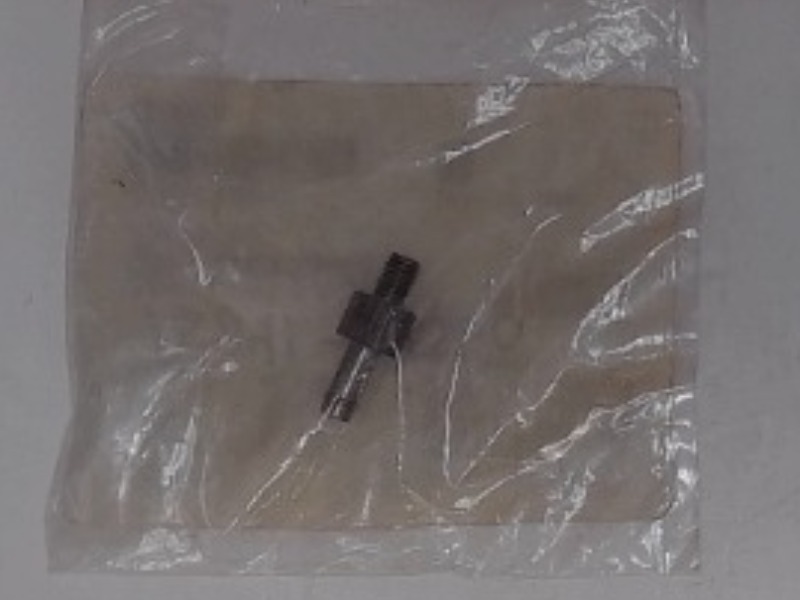 15841-51360 Screw