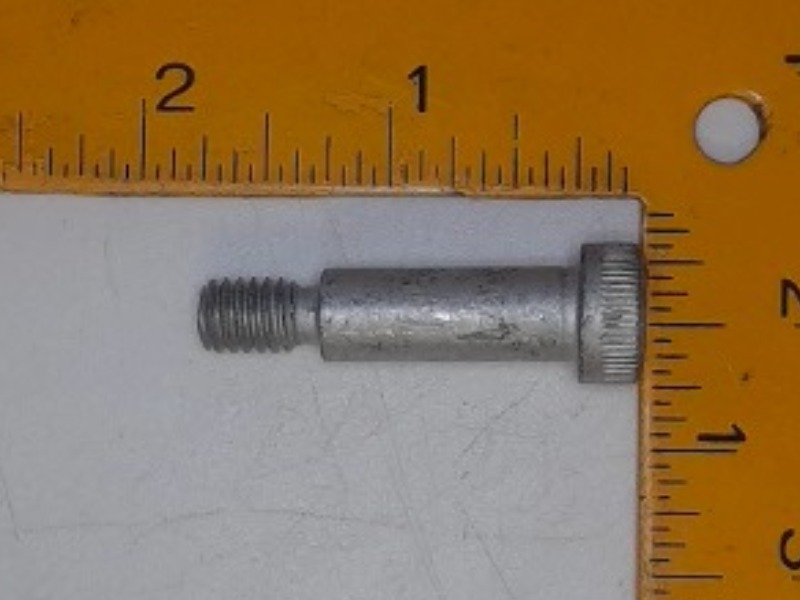 38C616 BOBCAT Bolt