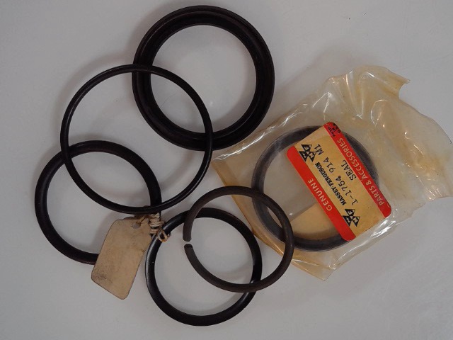 704639M91 6 Pc Kit for AGCO