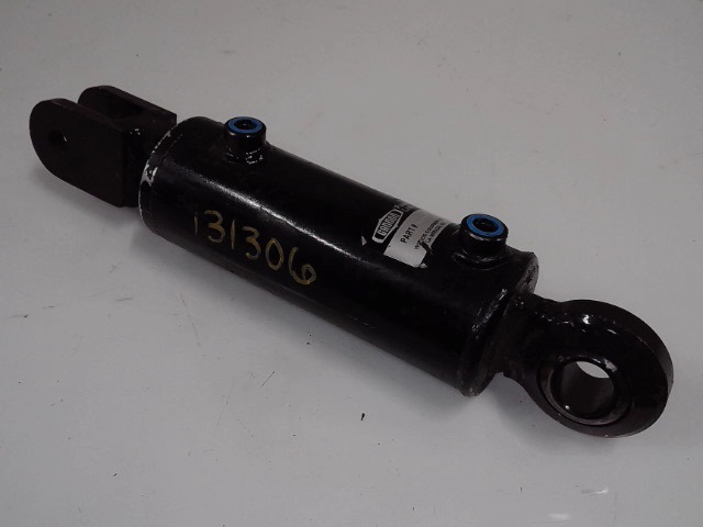 131306 WOODS Hyd Cylinder