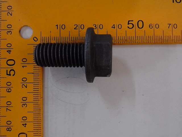 86624962 Bolt