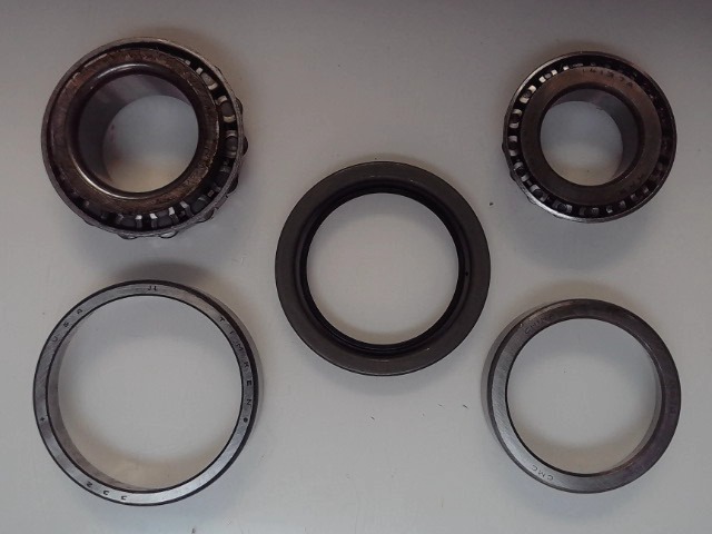 A-8A995 Brg Kit for JOHN DEERE