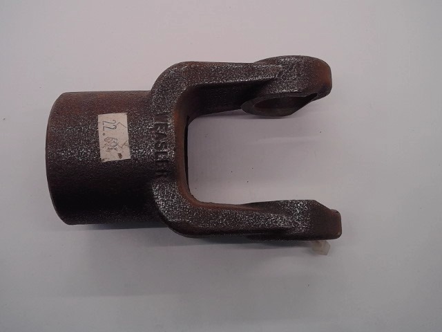 A-3232937R1 Yoke