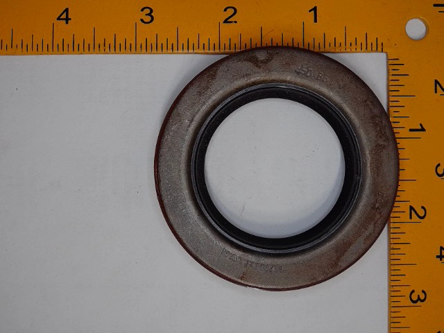 HB2200-10 Seal for JOHN DEERE