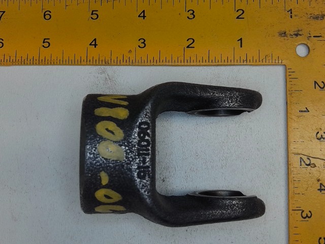 W800-0614 Yoke/set Screw for AGCO