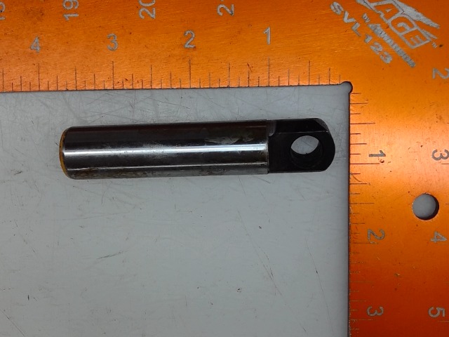 A190100 KOMATSU Pin