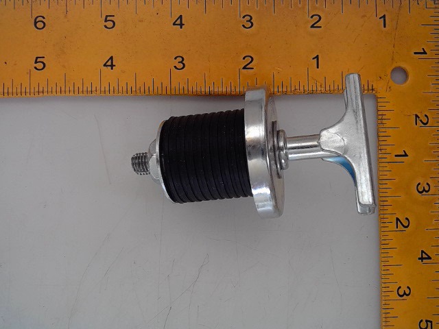 9L-8439 Cap for AGCO
