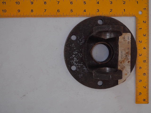 LT9012 Yoke & Flange