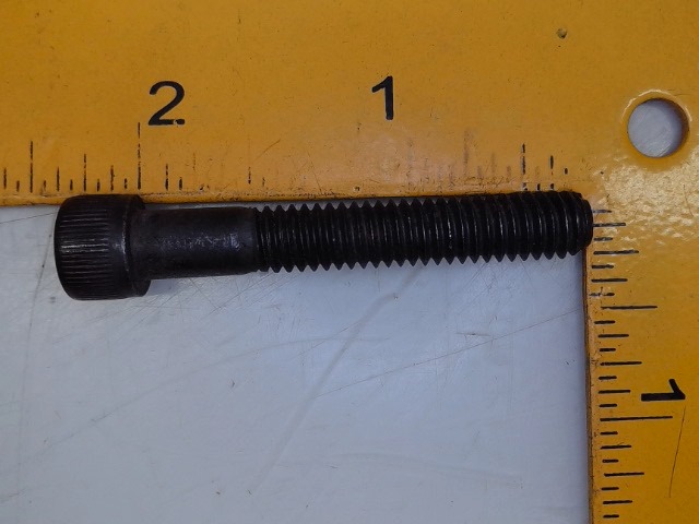 62787 Screw