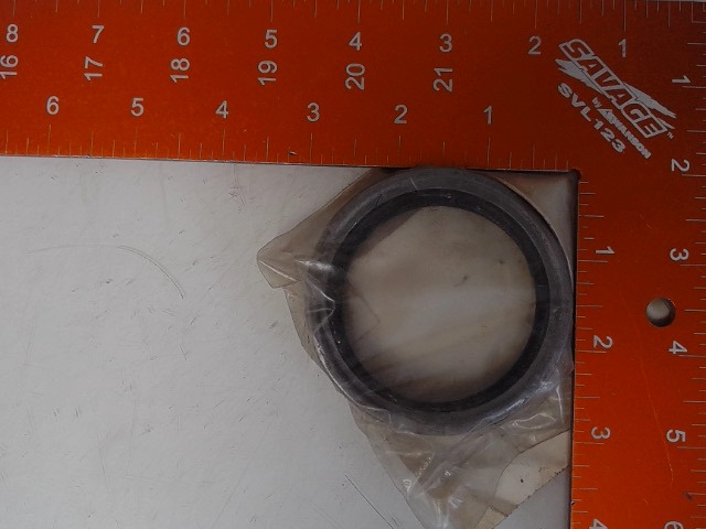 7044548 AGCO Seal
