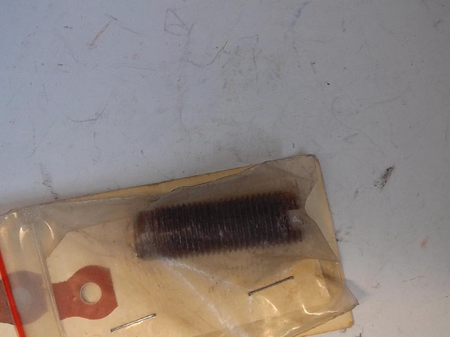 70050-02100 Screw for KUBOTA