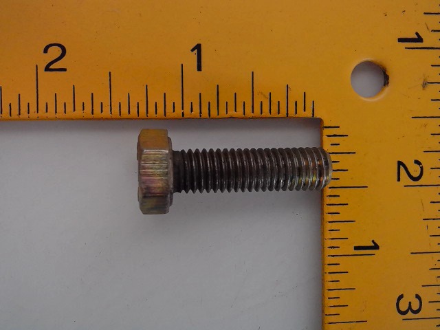 16043721 KOMATSU Screw