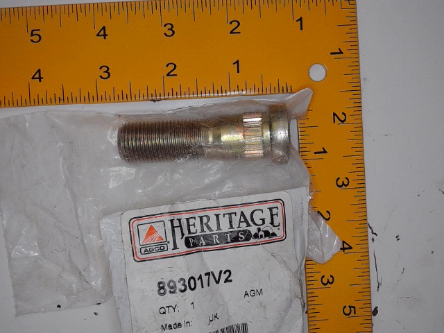 893017V2 Bolt for AGCO