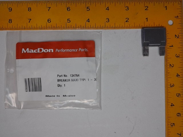134764 MACDON Breaker/amp