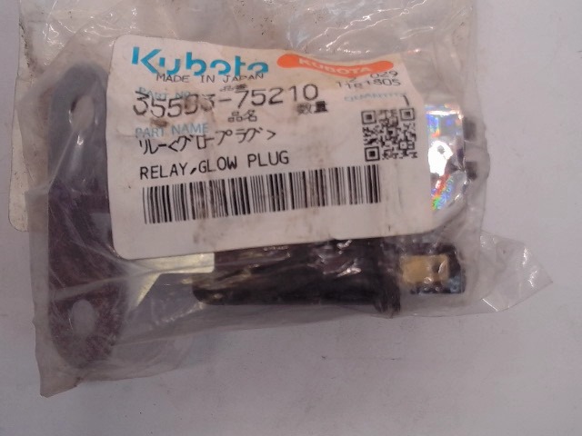 35593-75210 Relay Plug for KUBOTA