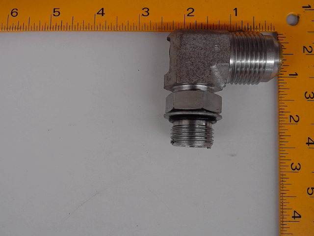 230-32705 Fitting for GEHL MANITOU