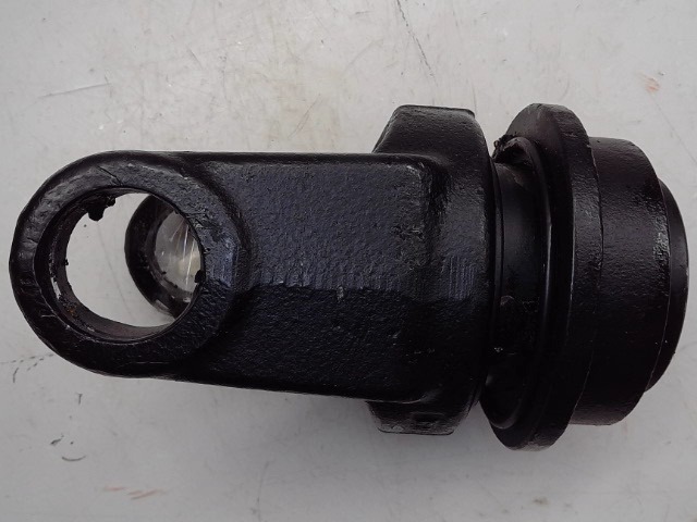 68170 BUSHHOG 20spl Yoke