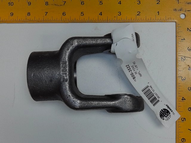 W800-3522 Yoke for AGCO