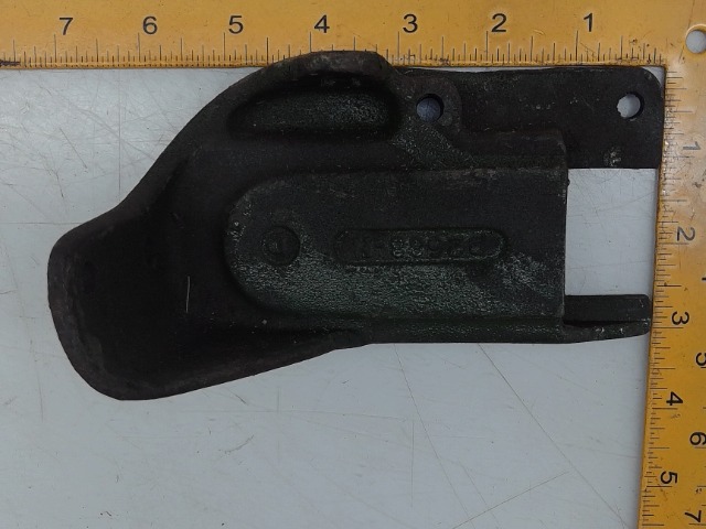 P2688H Brkt for JOHN DEERE