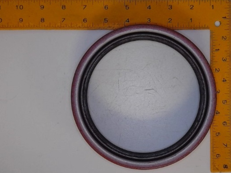AG712651 Oil Seal for AGCO