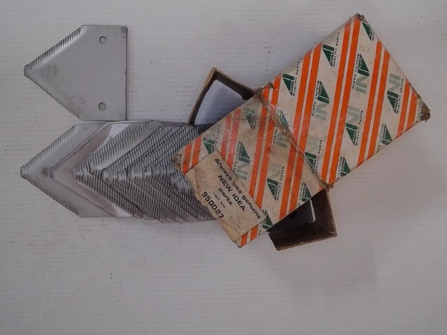 950027 Section Box/25