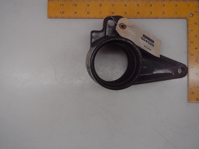 604586 Brkt for GEHL MANITOU