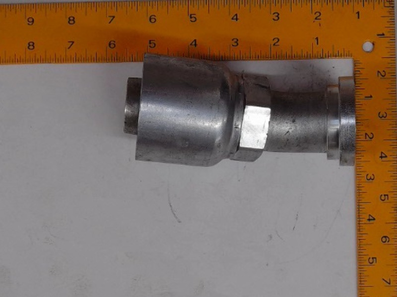 X11643-20-20 Fitting for JOHN DEERE