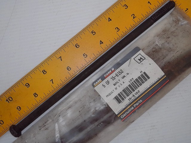 15-6152 Bolt for NAVISTAR