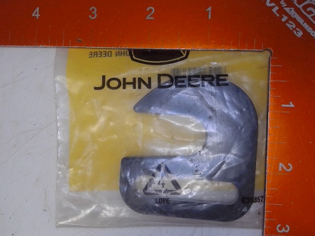 M134732 Latch for JOHN DEERE