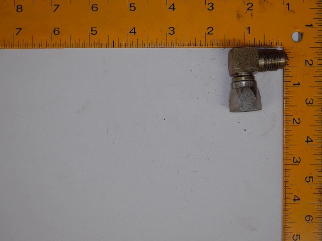 727-3039 Fitting for CUB CADET