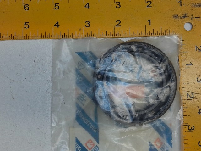 83983476 Seal