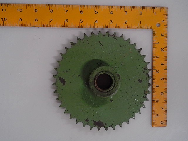 370-17531 Spkt for GEHL MANITOU