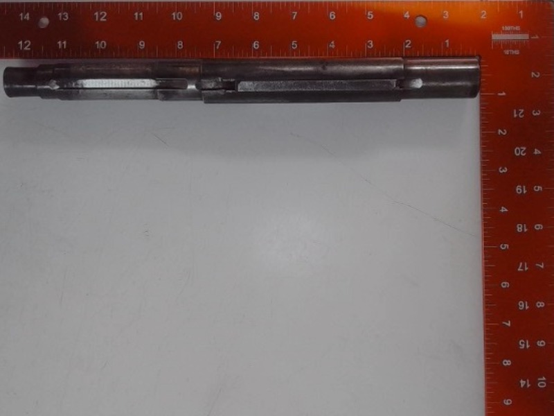 273127M1 Shaft for AGCO
