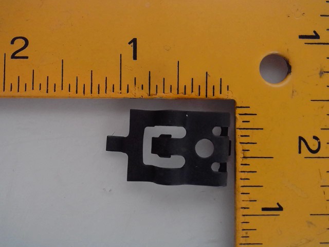 KH235603 Clip for CUB CADET