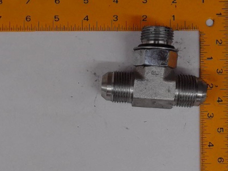 X12S5OX-S T-fitting for JOHN DEERE
