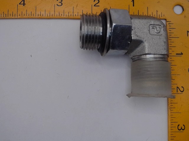 X10C5OX-S Fitting 90 Degr for JOHN DEERE