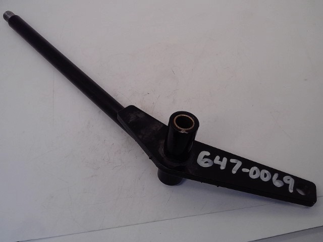647-0069 Brkt for CUB CADET