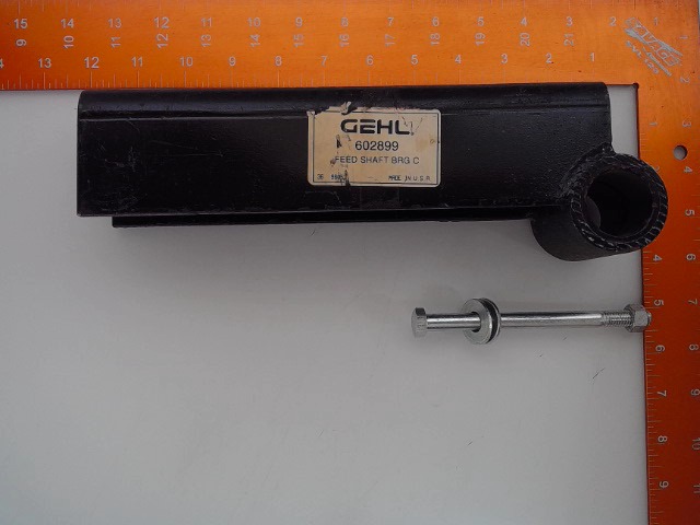 602899 Brkt for GEHL MANITOU
