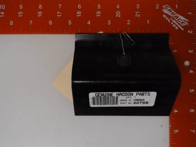 40768 MACDON Brkt