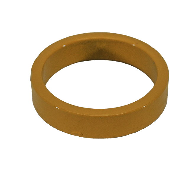 121166A1 CASE Bushing, Spacer