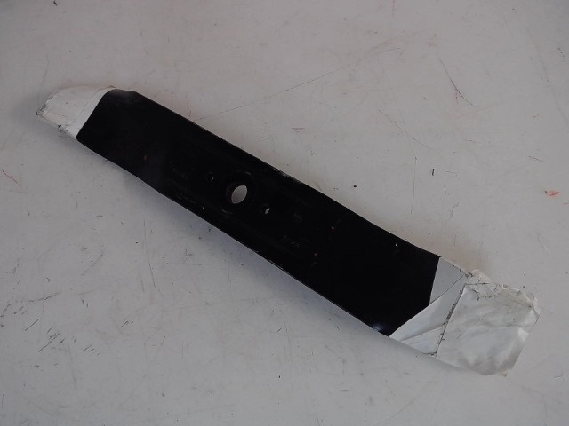 742-3032 Blade Flat Blk for CUB CADET